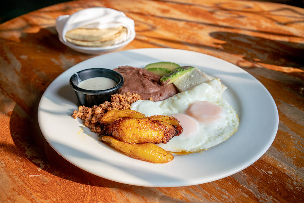 Desayuno Típico